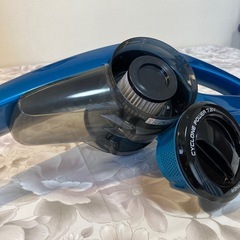 N36 【ジャンク品】掃除機 充電器付きの画像