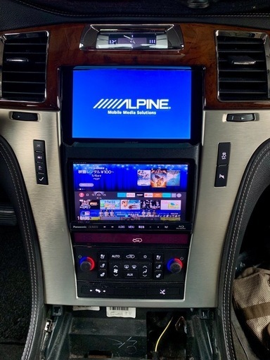 キャデラック エスカレード 2015y 純正マルチナビモニタ キャデラック