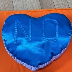 YES or Noクッション　パーティーグッズ　ネタグッズ　結婚祝いの画像