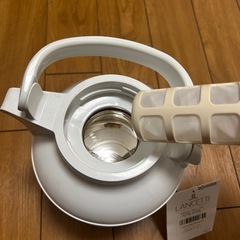 【新品未使用✨】象印　和風ポット（茶漉し付き）の画像