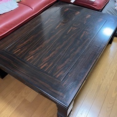机（昔ながらのしっかりした作り）の画像
