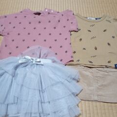 ベビー服　Tシャツ　スカートの画像