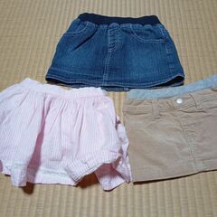 ベビー服　Tシャツ　スカートの画像