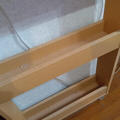 【お話し中】取っ手なしスキマ収納棚(キャスター付き)の画像