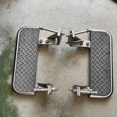 ジムニーJB64用　　サイドステップ中古品　ステンレスの画像