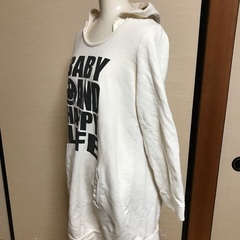 ニコちゃん　白　パーカーの画像