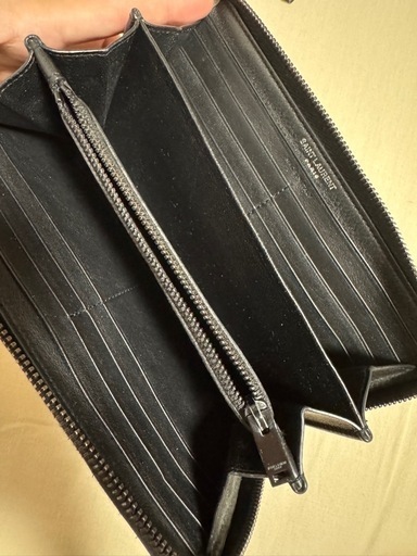 YSL イヴ・サンローラン 長財布