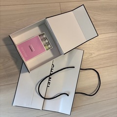 新品未使用　CHANEL ハンドクリーム　CHANCE3本セット　箱・紙袋付きの画像