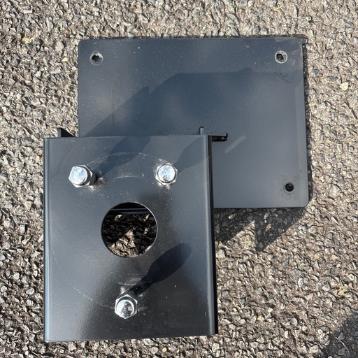 ジムニーjb64 マウントブラケット 黒 金属製