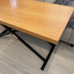 美品 ダイニングテーブル 昇降リビングテーブル ニトリ 【定価：39,990円】 の画像