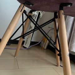 　ピンク チェアの画像