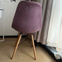 　ピンク チェアの画像