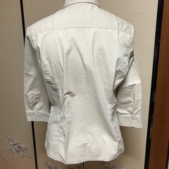 Ine  M 七分袖　ベージュの画像
