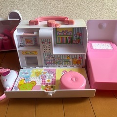 メルちゃん うさぎさんきゅうきゅうしゃの画像