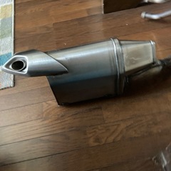 ニンジャ400ノーマルマフラーの画像