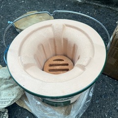 七輪 バーベキュー 奥能登産 イソライトこんろ　　
炭付き（木炭コンロ）珪藻土 しちりん　の画像