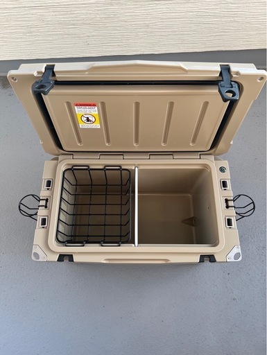 アイスランドクーラーボックス 45QT サンド&ウォータージャグセット売り