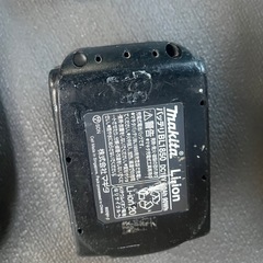 makita 掃除機　18vバッテリー付きの画像