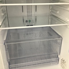 #H-37【ご来店頂ける方限定】SHARPの2ドア冷凍冷蔵庫ですの画像