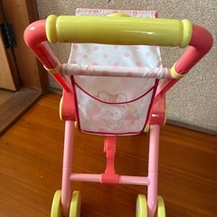 メルちゃんのベビーカーの画像