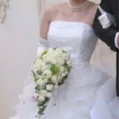 ウェディングドレスの画像