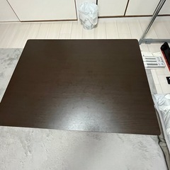ニトリテーブル美品の画像