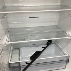 #H-36【ご来店頂ける方限定】TOSHIBAの3ドア冷凍冷蔵庫ですの画像
