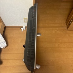 SHARP  32インチ液晶テレビ 無料配送  希望があれば設置手伝います。の画像