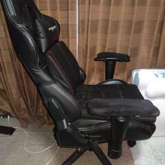 イス　ゲーミングチェアの画像
