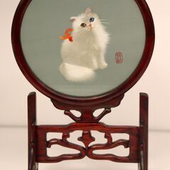 猫　両面刺繍　オッドアイ白い猫の刺繍アート 　中国工芸品の画像