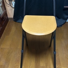 椅子二脚です。の画像