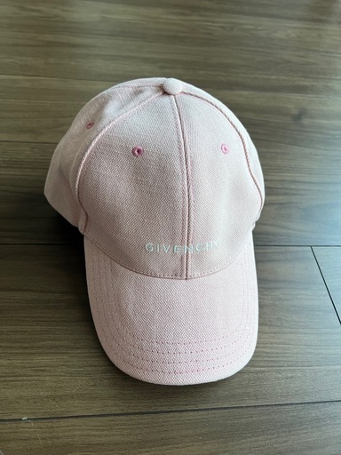 GIVENCHY(ジバンシー) ロゴキャップ　ピンク
