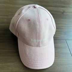 GIVENCHY(ジバンシー) ロゴキャップ　ピンクの画像