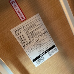 折りたたみ机の画像