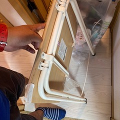 折りたたみ机の画像