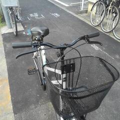 中古自転車３７１１　２７インチ　ギヤなし　LEDダイナモライトの画像