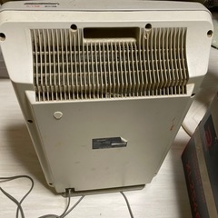 シャープ　空気清浄機　ジャンク品の画像