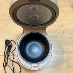アイリスオーヤマ　炊飯器　の画像