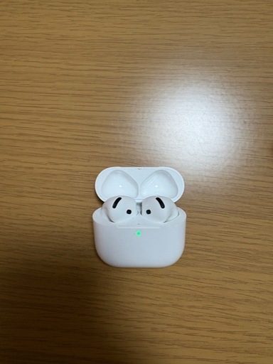 AirPods4