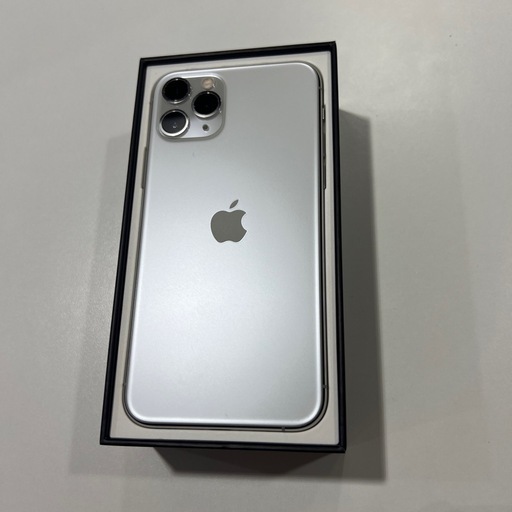 【新品】iPhone11Pro 512GB【販売中
】