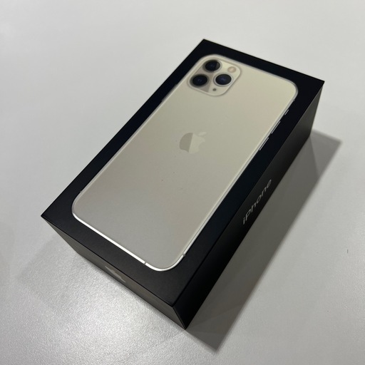 【新品】iPhone11Pro 512GB【販売中
】