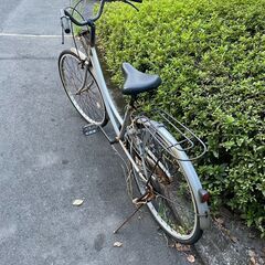 自転車　No.395　シルバー　26インチ　カゴなし　ライトなし　【リサイクルショップどりーむ天保山】の画像