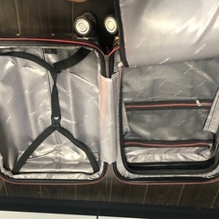 スーツケースの画像