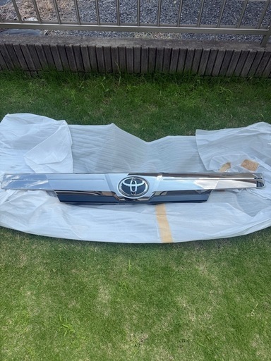 ヴェルファイアZGエディション30後期　リアゲートガーニッシュ