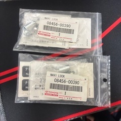 トヨタ純正ナビゲーションロック 08456-00390 の画像