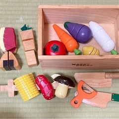 木製 ビストロキッチン　おままごとキッチン 【トイザらス限定】※付帯品おもちゃ付きの画像