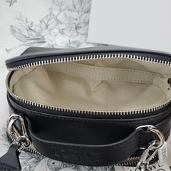 LOEWEハンドバッグ  ショルダーバッグの画像