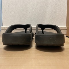 OOFOS ウーフォス リカバリーサンダル 25.5cm ブラックの画像