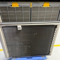 2013年　日立　7.1k 24畳ぐらい　200v 未清掃の画像
