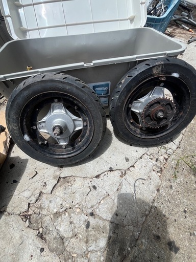 ダックス70部品売り